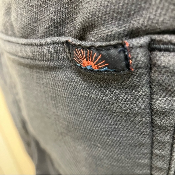 Faherty Stretch Terry 5-Pocket Pant in Deepest Navy Size 28X31 Faherty Jeans - Picture 8 of 9